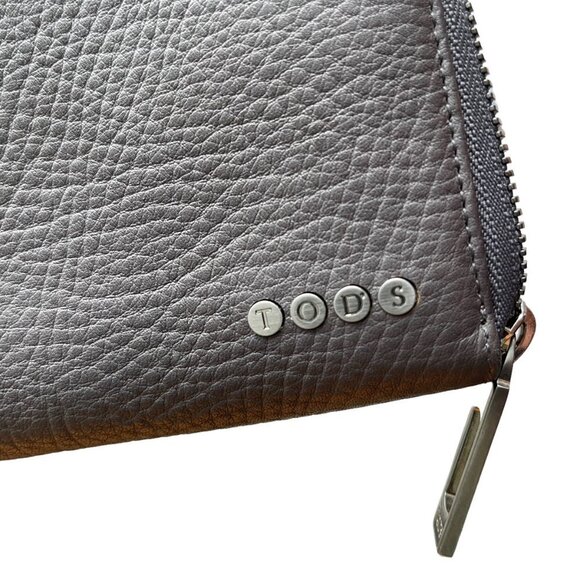Tod's Italy Pebbled Gray Leather Ziparound Continental Wallet XAMLCTA0400EPTB408 - Picture 4 of 11